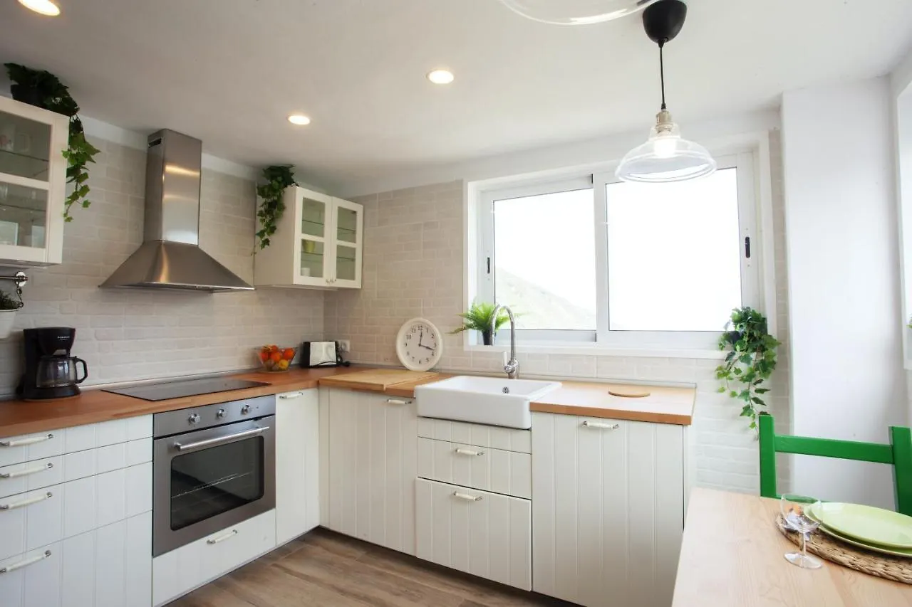 Charming House With Stunning Sea View In サンタクルスデテネリフェ 別荘